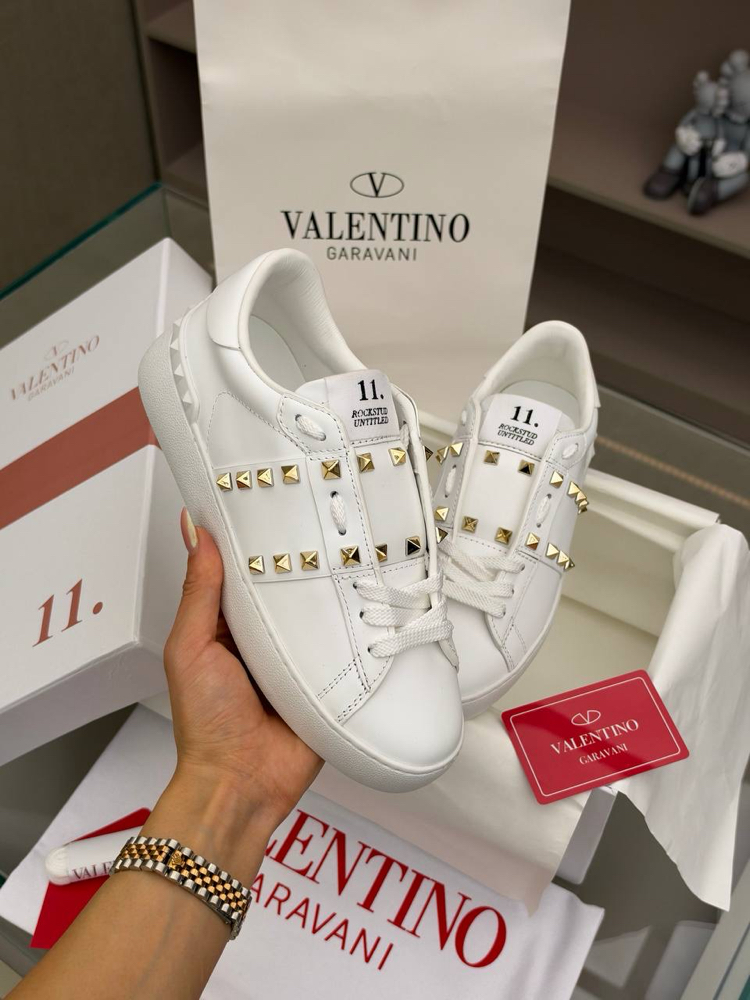 Valentino Rockstud Sneaker