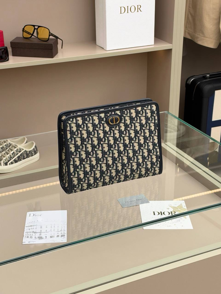 DIOR Clutch