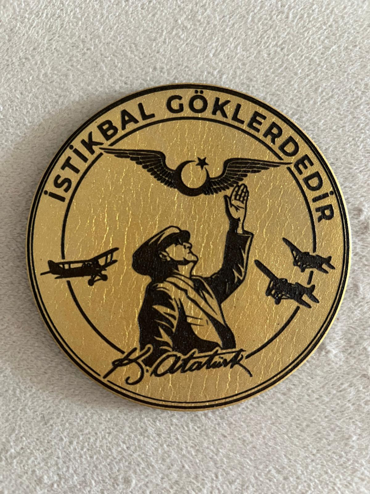 İstikbal Göklerdedir Gold Renk Peç