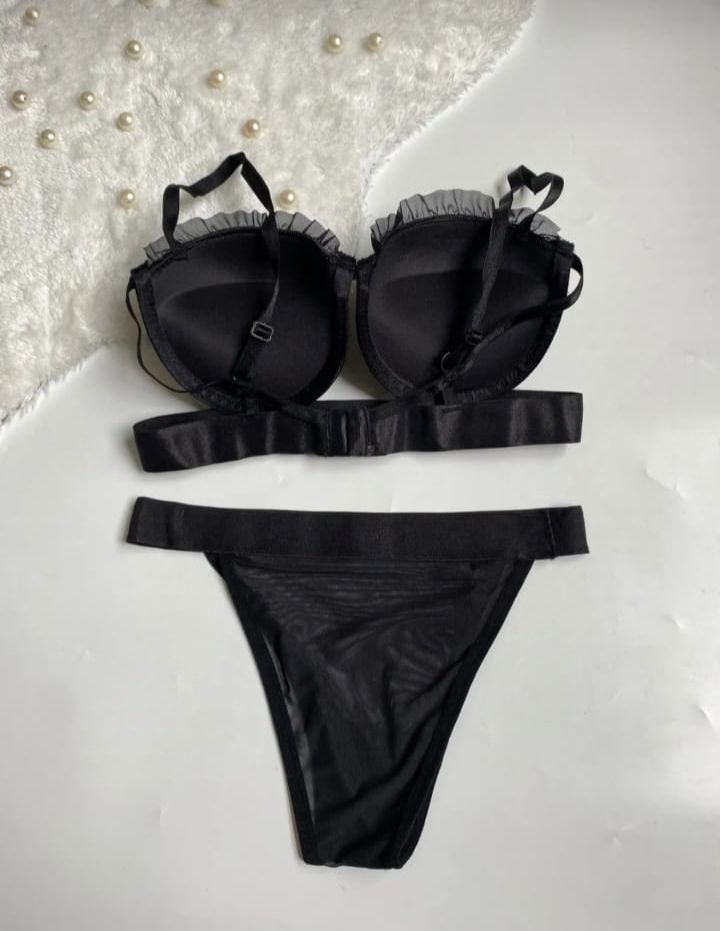 İstiridye Model Dolgulu Sütyen Takımı