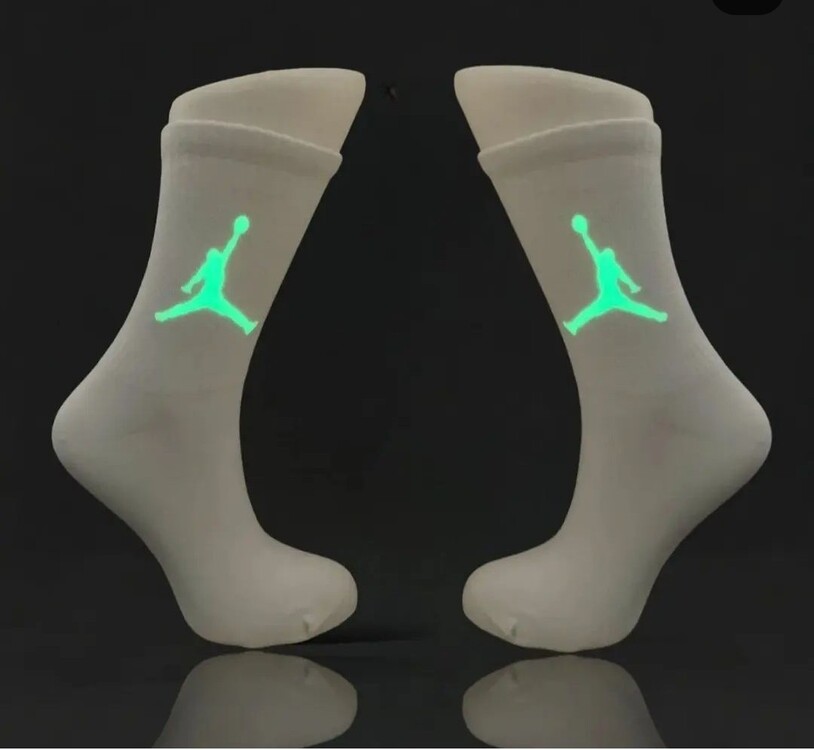 Neon Işıklı Çorap 