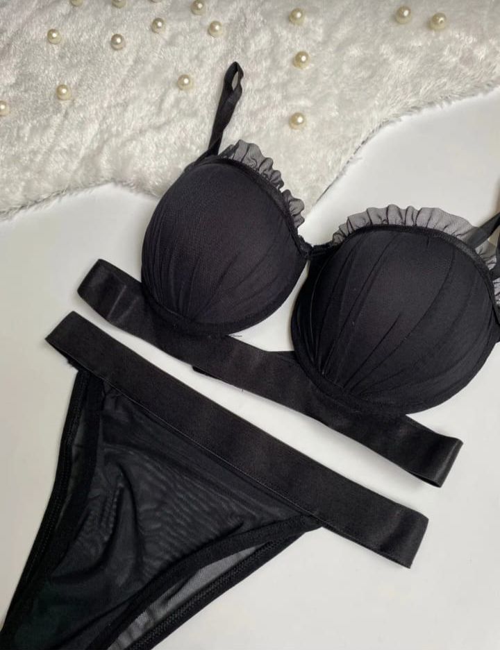 İstiridye Model Dolgulu Sütyen Takımı