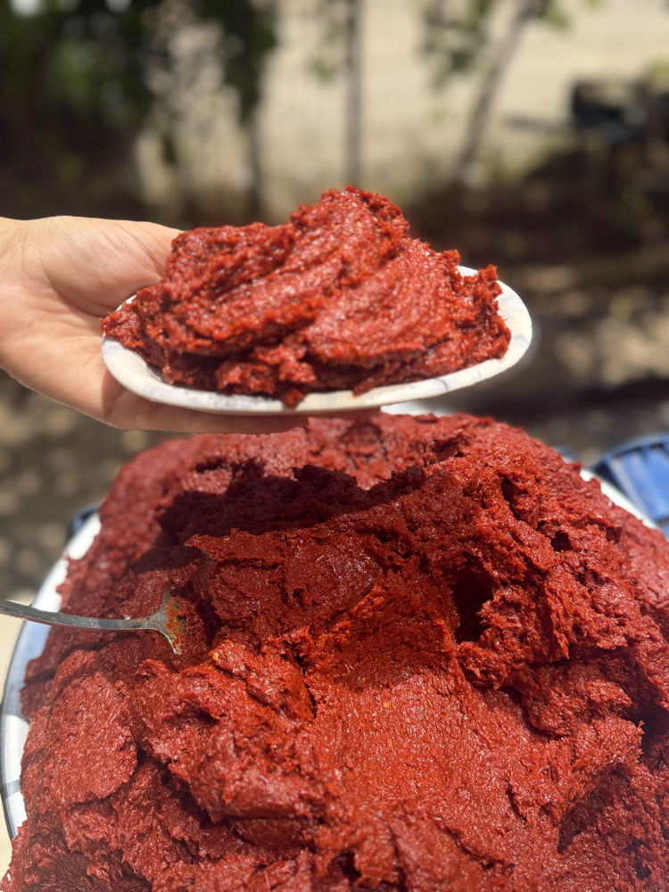 1 kg tatlı biber salçası 