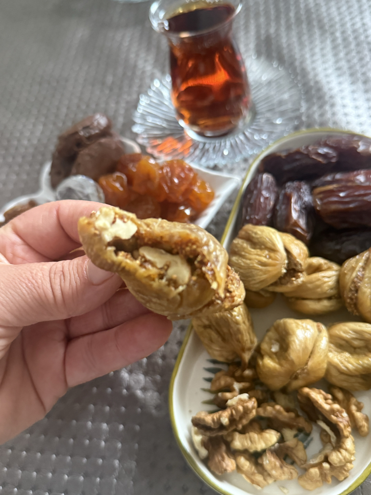 500 Gr büyük boy çatlak yeni mahsül dağ inciri