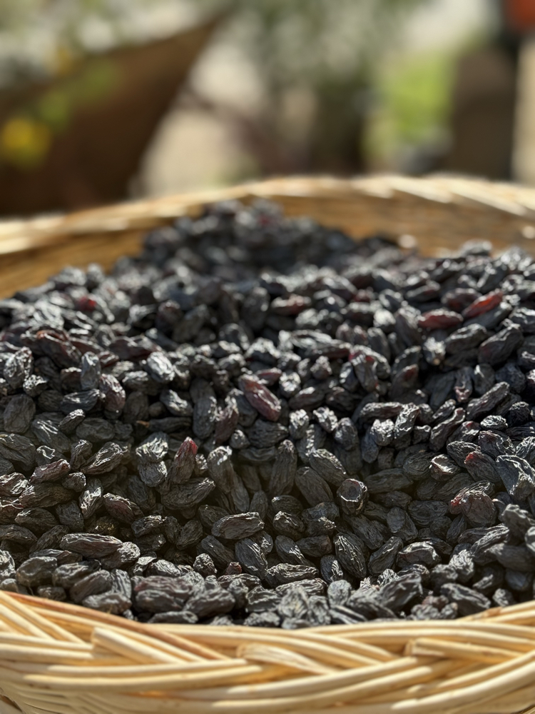 1 kg Çekirdeksiz Özbek Üzümü