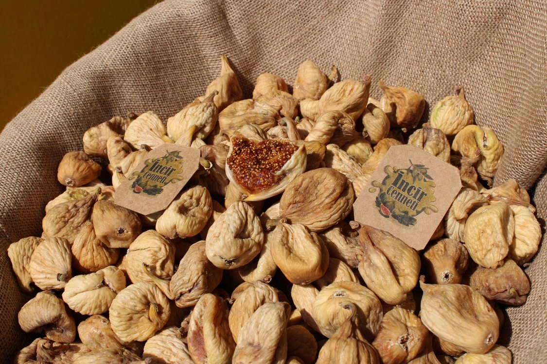 1 KG BÜYÜK BOY KURU İNCİR