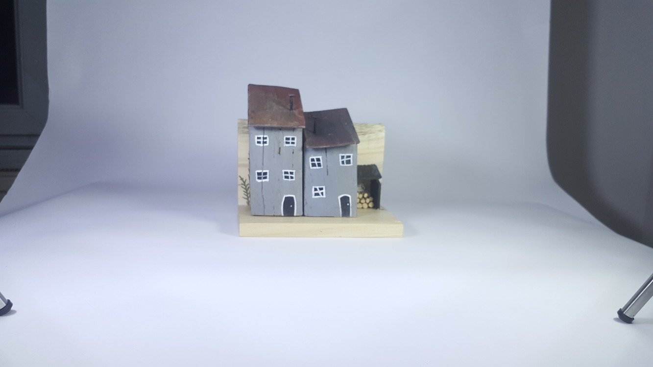 Ahşap ve Doğanın Buluşması (18,5x11x17 cm.)- Eşsiz Minik Sokak Canlandırması -