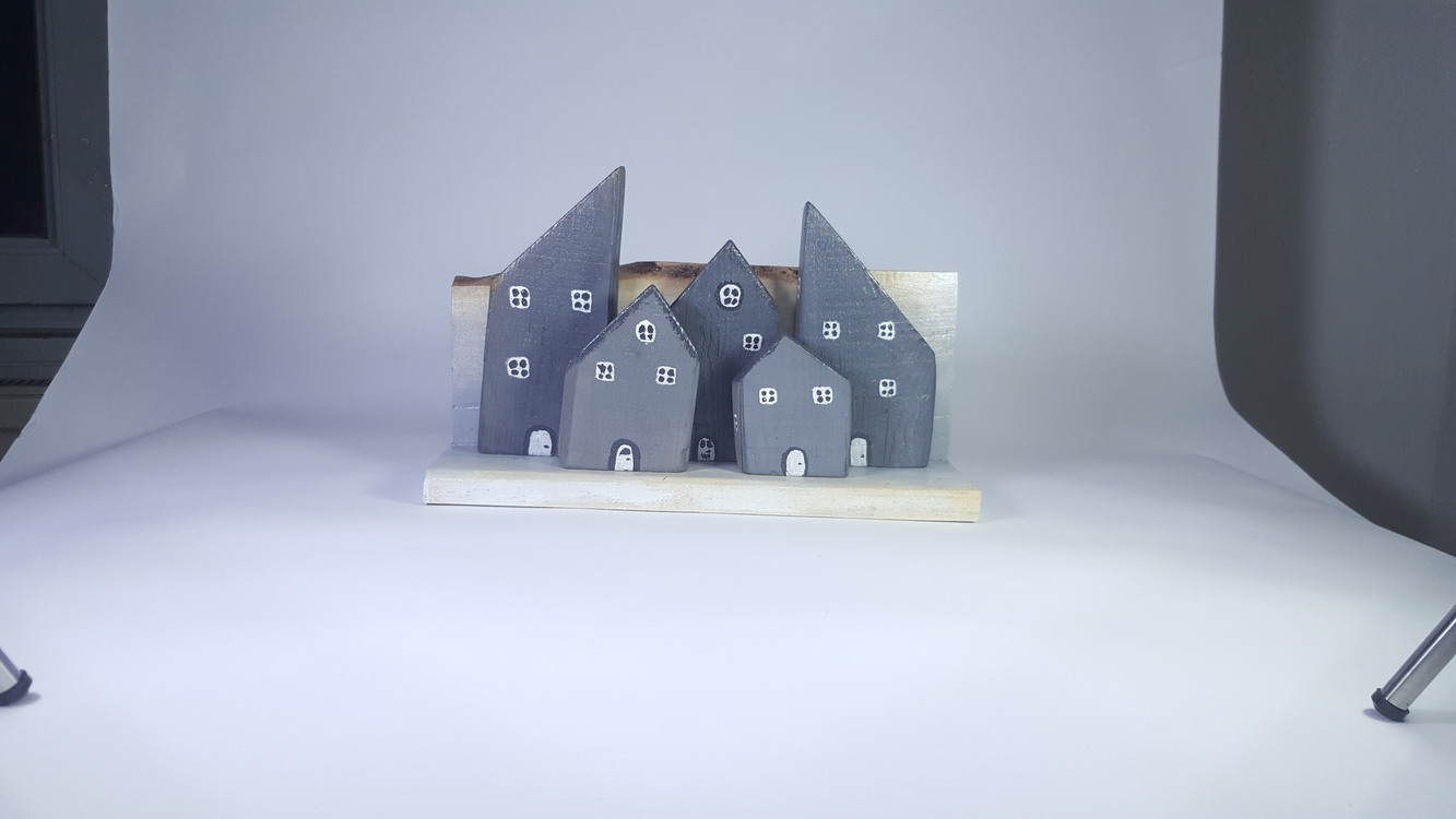 3 Boyutlu Sokak Canlandırması - Ahşap ve Doğanın Buluşması (30x18x9 cm.)