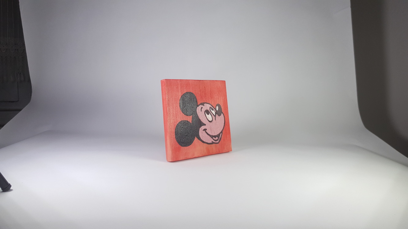 El Yapımı Masif Ahşap Duvar Süsü - 15x15 cm
