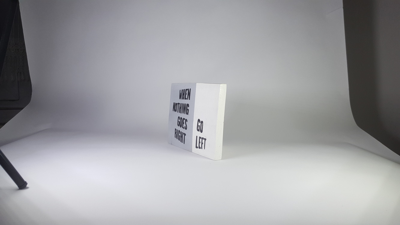 El Yapımı Masif Ahşap Duvar Süsü - 15x15 cm