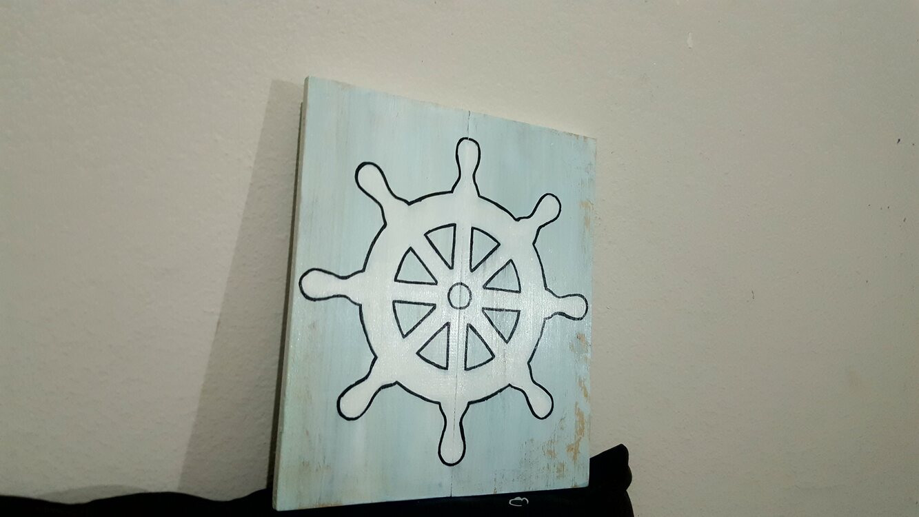 El Yapımı Masif Ahşap Duvar Süsü - 35x30 cm