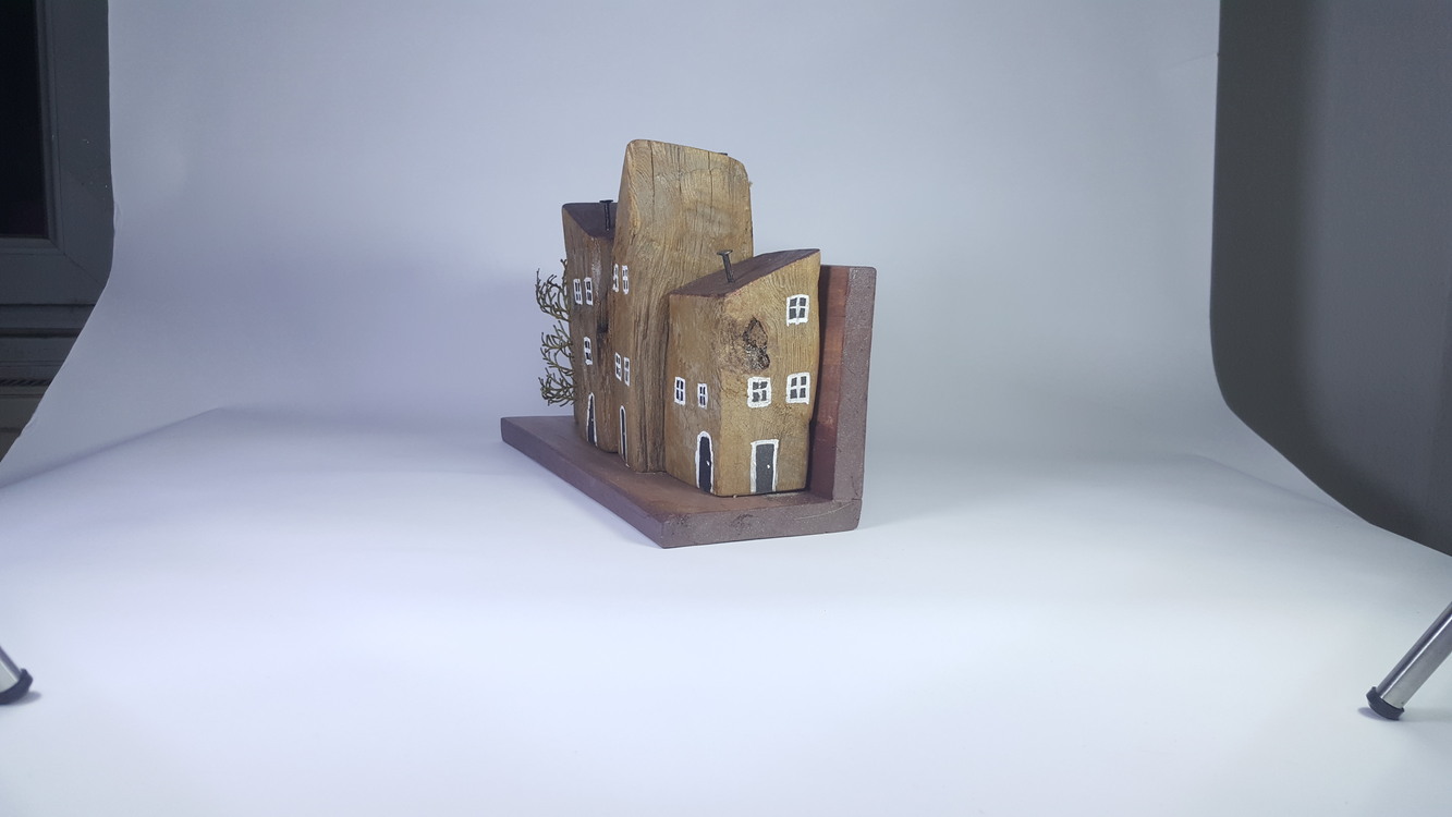 Eşsiz Minik Sokak Canlandırması - Ahşap ve Doğanın Buluşması (30x19x11,5 cm.)