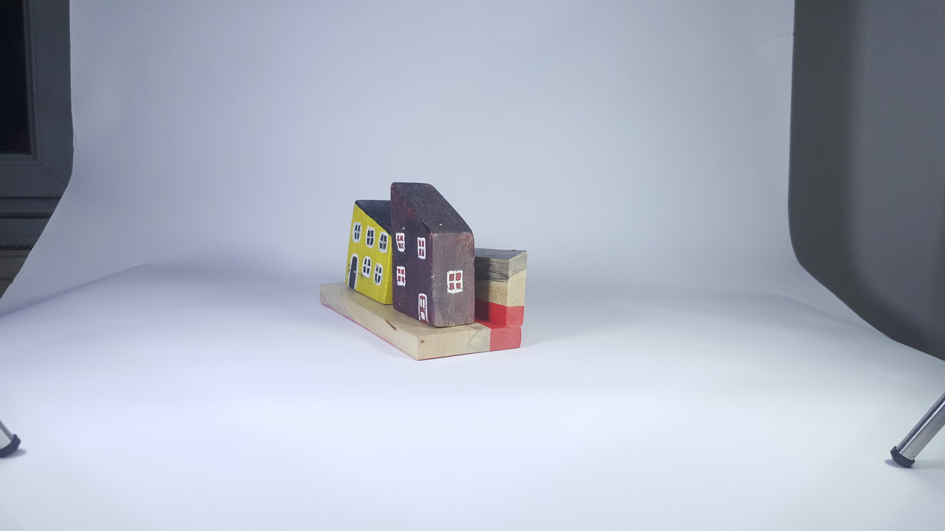 Eşsiz Minik Sokak Canlandırması - Ahşap ve Doğanın Buluşması (21x12x9 cm.)