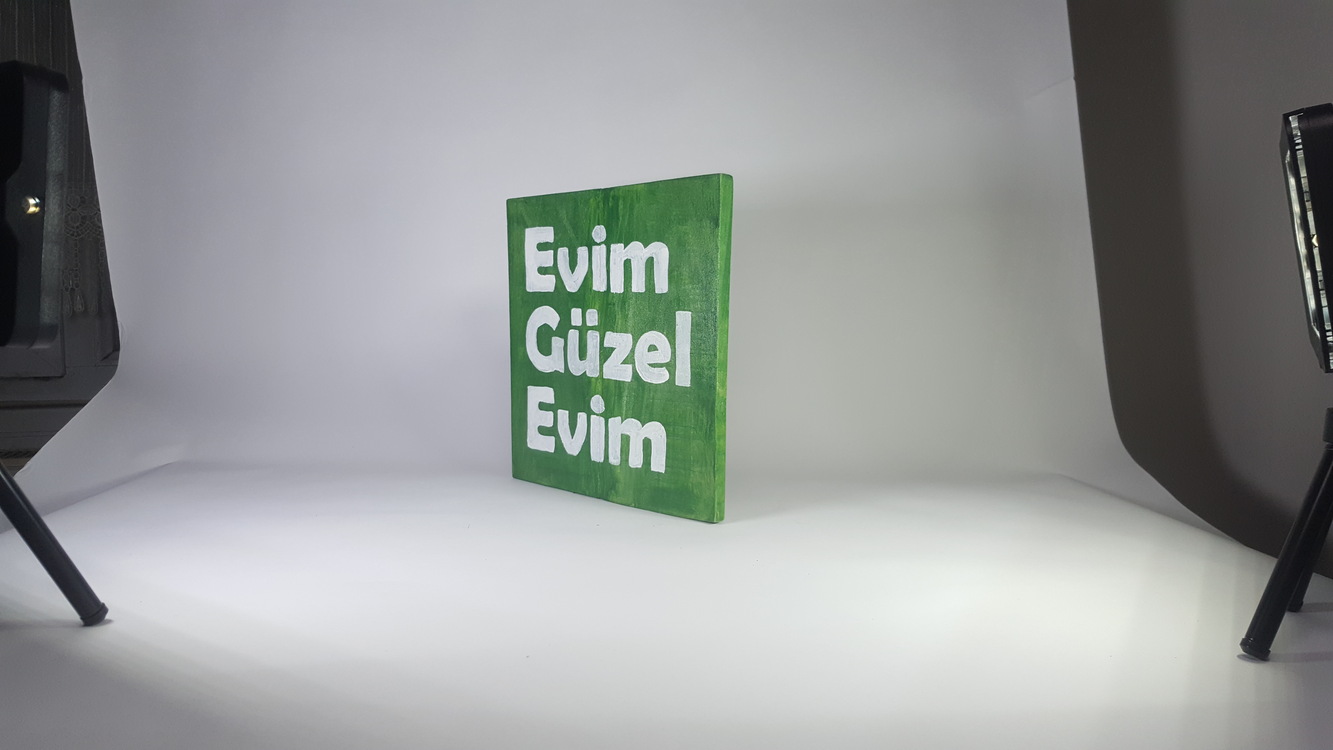 El Yapımı Masif Ahşap Duvar Süsü - 15x15 cm