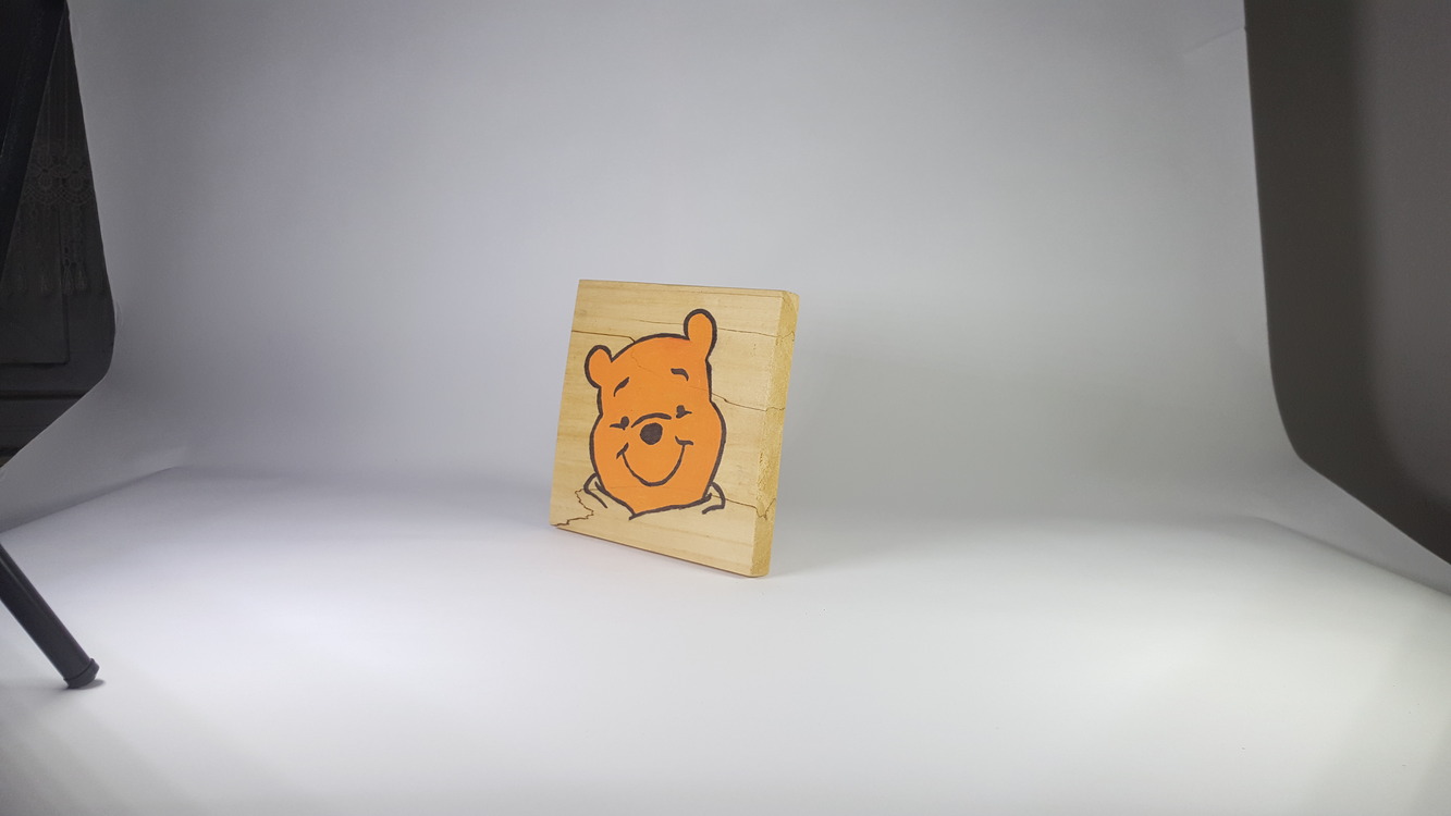 El Yapımı Masif Ahşap Duvar Süsü - 15x15 cm