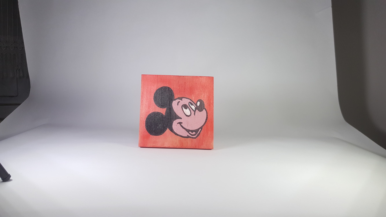 El Yapımı Masif Ahşap Duvar Süsü - 15x15 cm