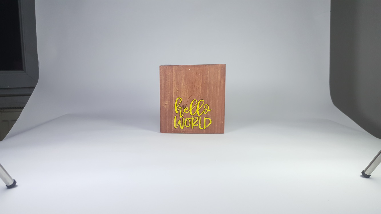 El Yapımı Masif Ahşap Düvar Süsü - 15x15 cm