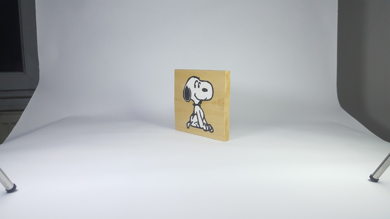 Sevimli Köpek.. El Yapımı Masif Ahşap Duvar Süsü - 15x15 cm
