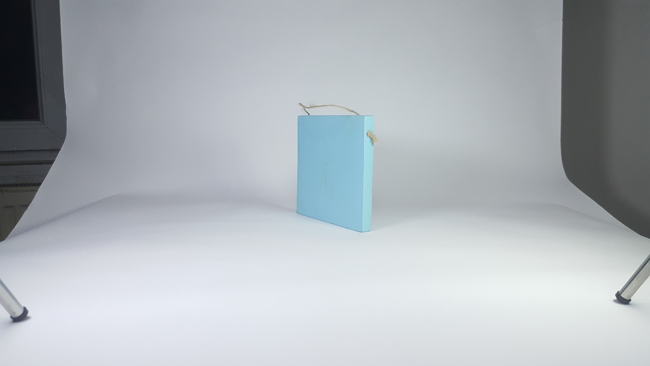 El Yapımı Masif Ahşap Duvar Süsü - 15x15 cm