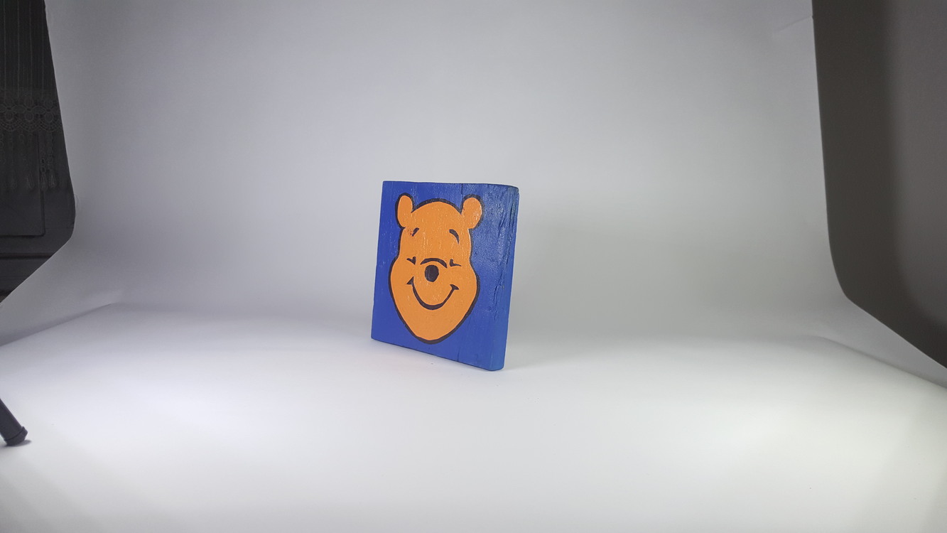 El Yapımı Masif Ahşap Duvar Süsü - 15x15 cm