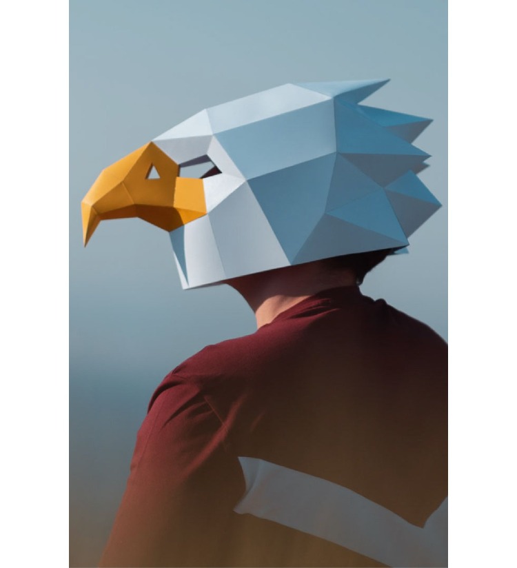 Bakışları Üzerine Çek: 3D Low Poly Kartal Maskesi Kalıbı – Dijital PDF Şablonu