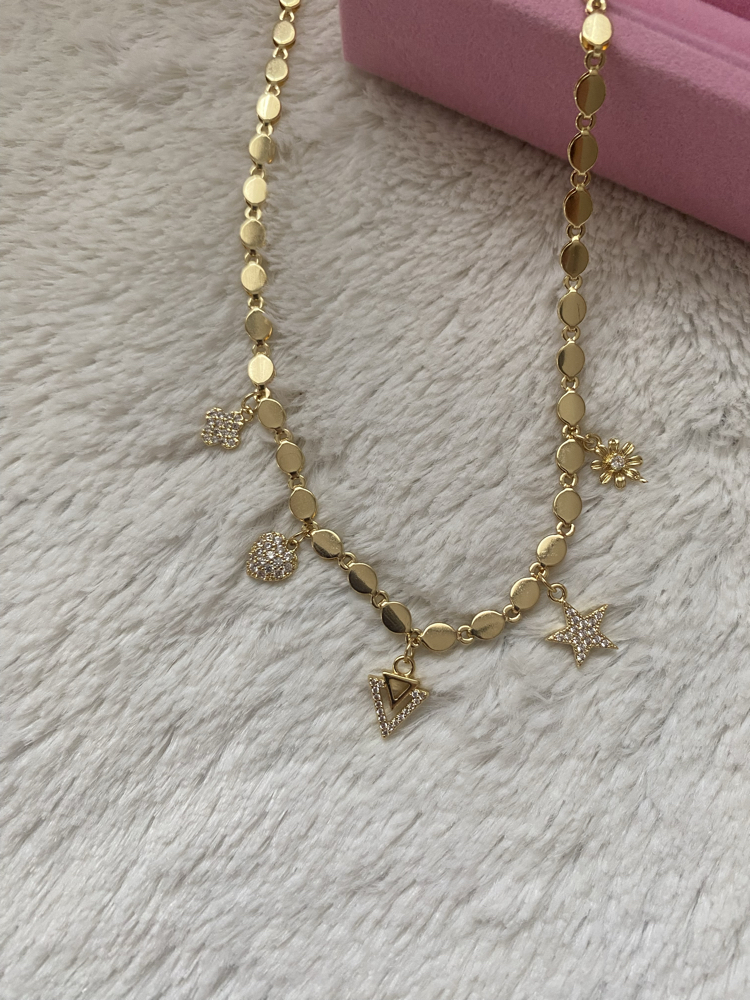 Arpa Model Charm’lı Çelik Kolye
