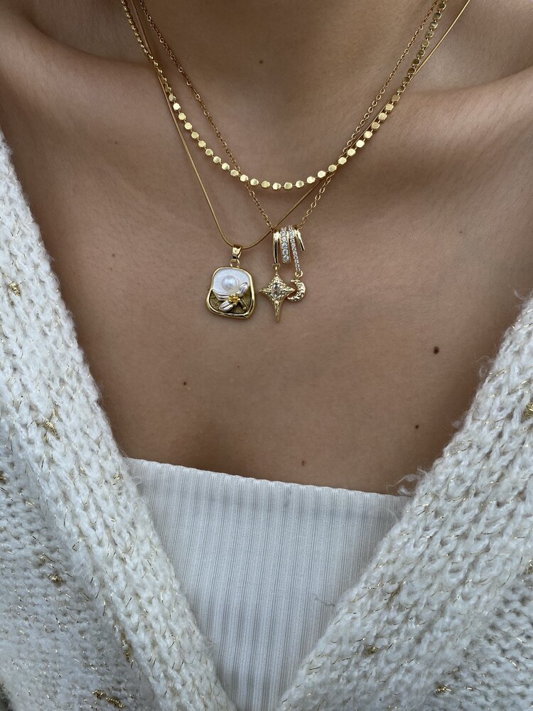 Vintage Ay Yıldız Figür Taşlı Charm Kolye