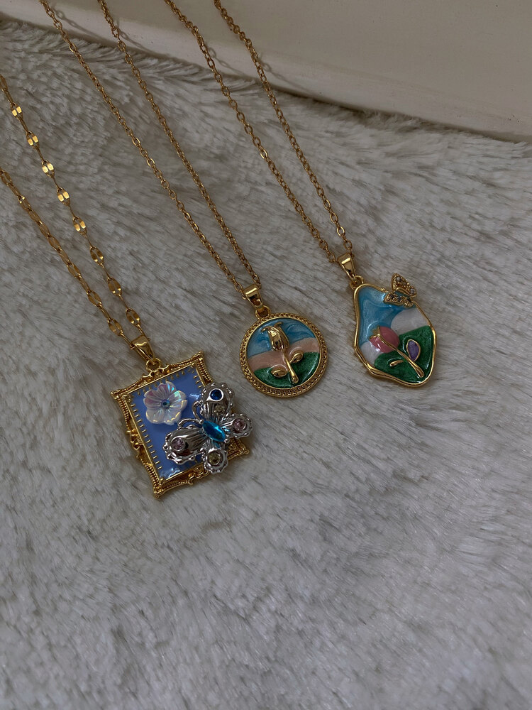 Butterfly Vintage Çerçeve Çelik Kolye
