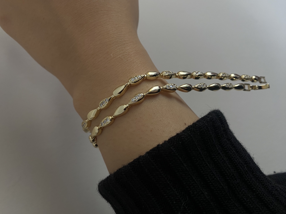 Damla Model Taş Detaylı Gold Özel Seri Bileklik