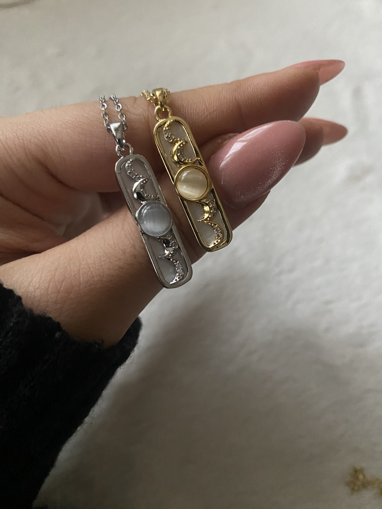 Ay Figür Çelik Opal Taşlı Kolye