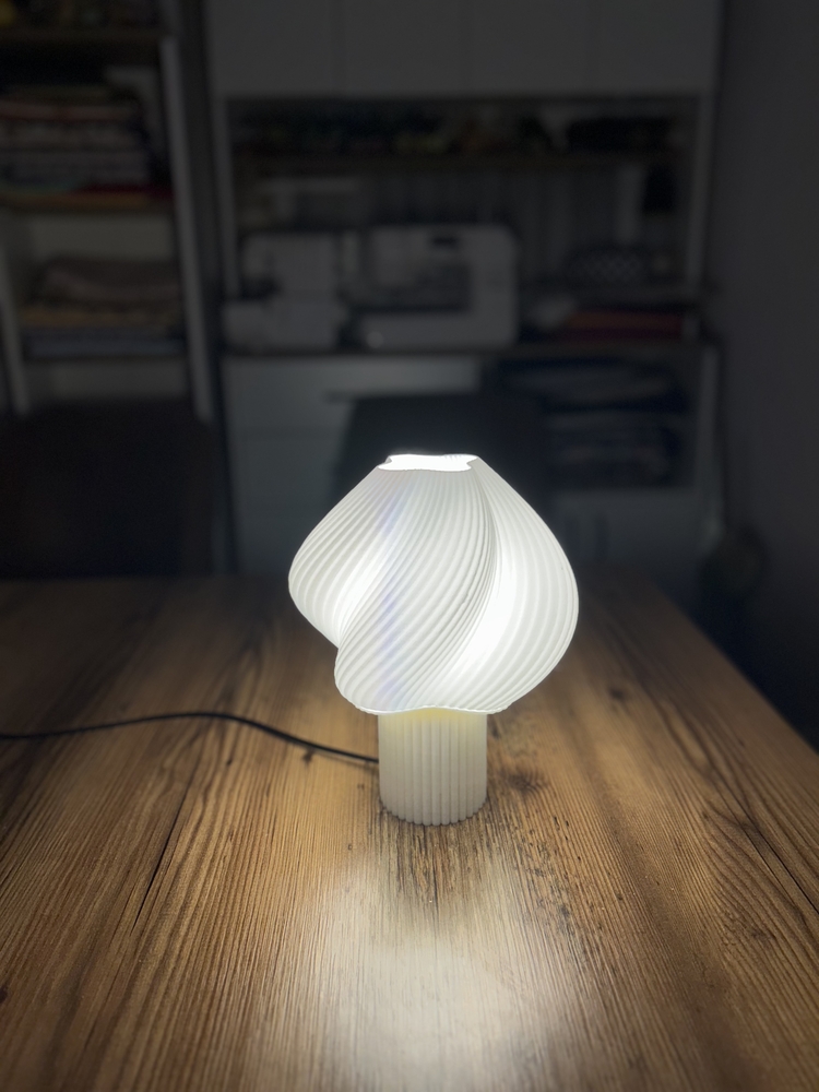 Naria LED lamba