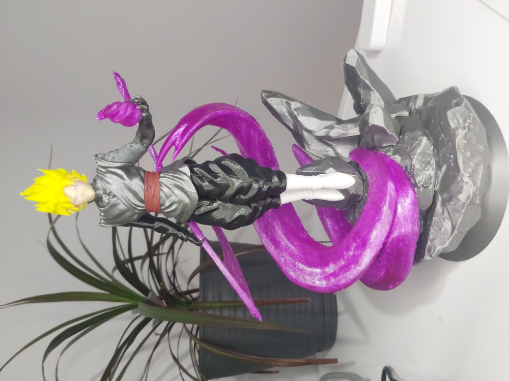 Goku Figür