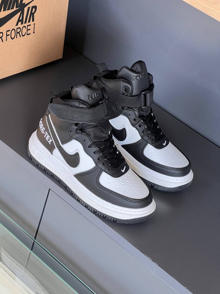 Nike Air Force 
