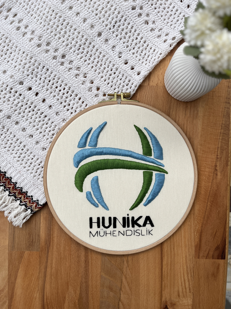 "Hunika" Logo Nakış Çalışması(Kişiselleştirilir)