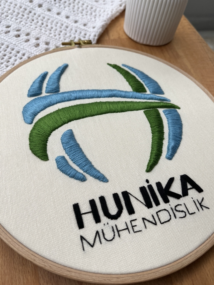 "Hunika" Logo Nakış Çalışması(Kişiselleştirilir)