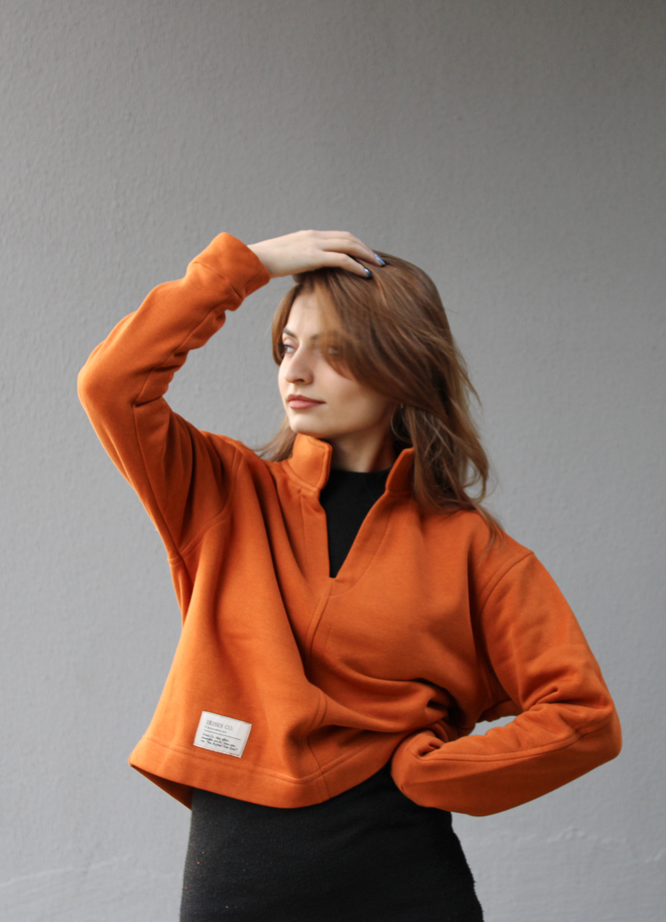 Kremit Bloom Crop Hakim Yaka Sweatshirt