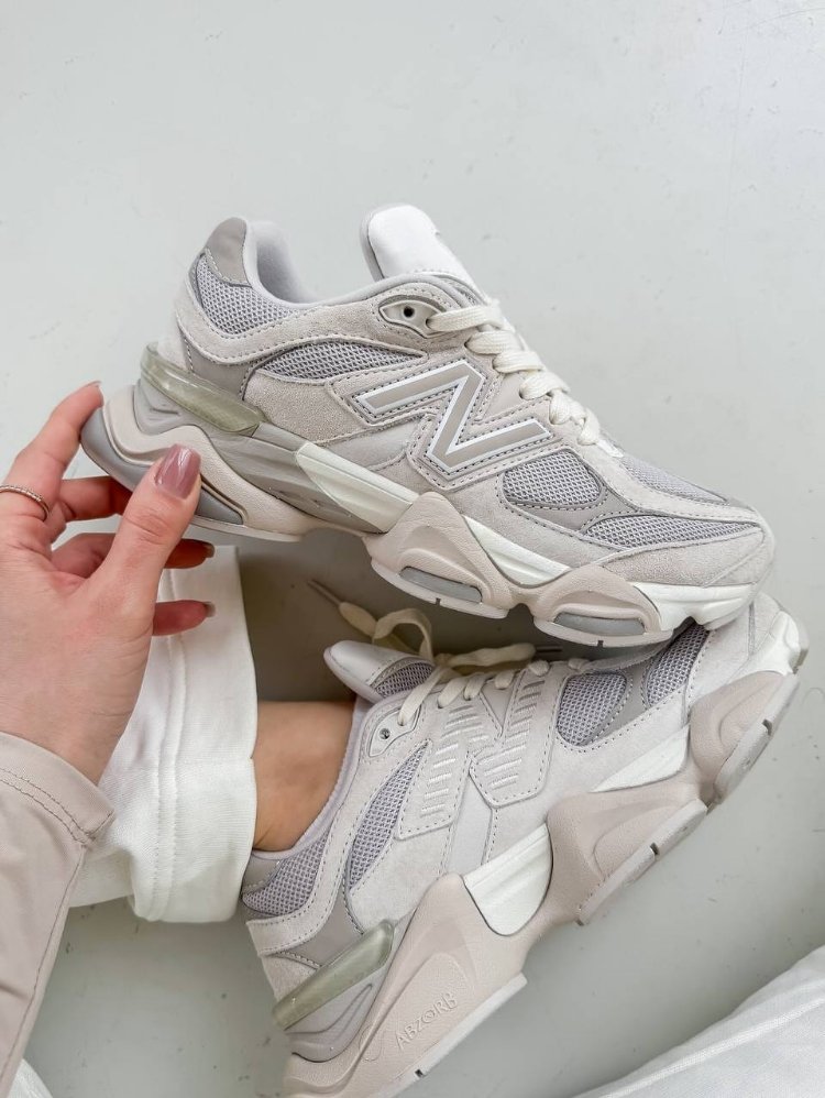 New Balance 9060 Beige