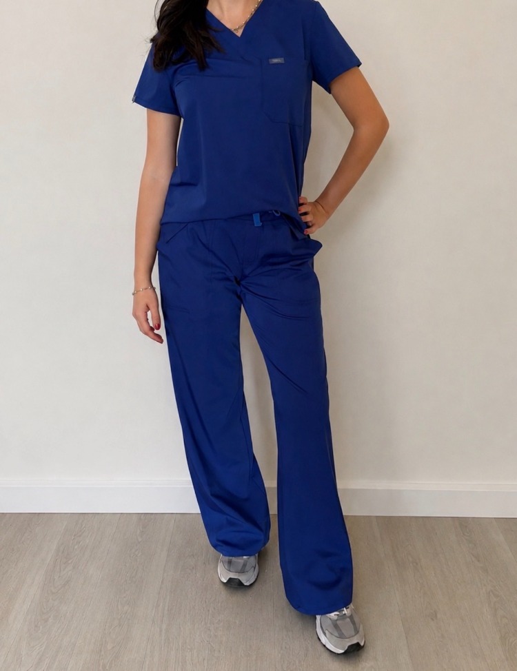 Saks Mavisi Scrubs Takım