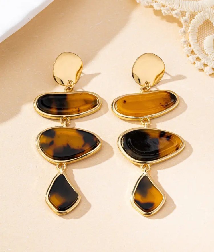 Tortoise Waves Statement Set