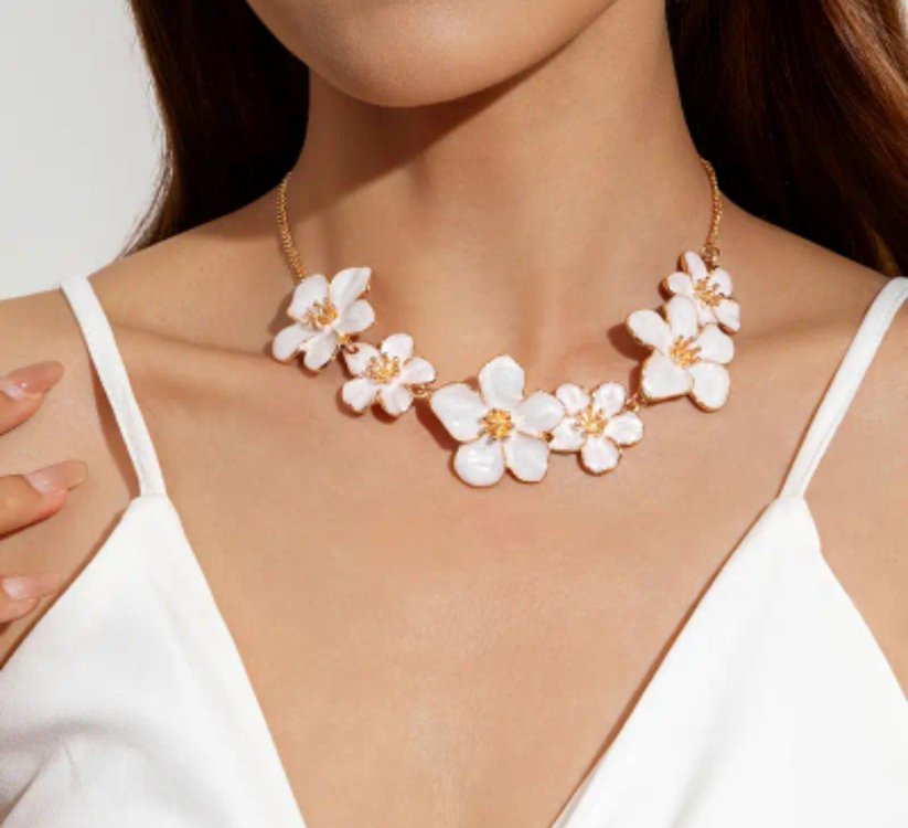 Blossom Elegance kolye