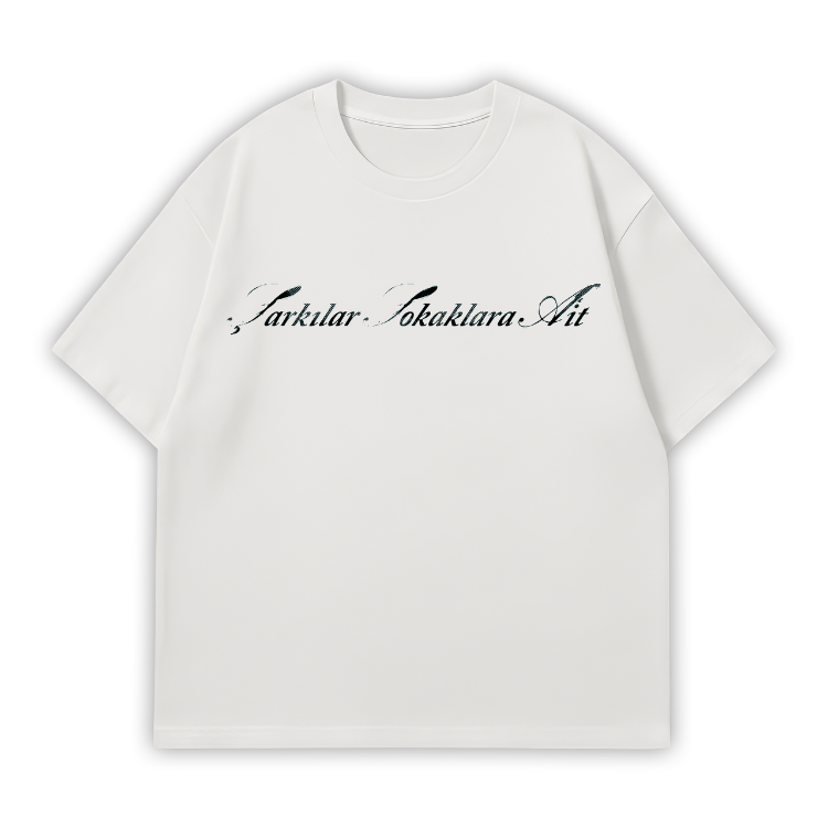 Şarkılar Sokaklara Ait FANMADE Oversize T-Shirt Beyaz