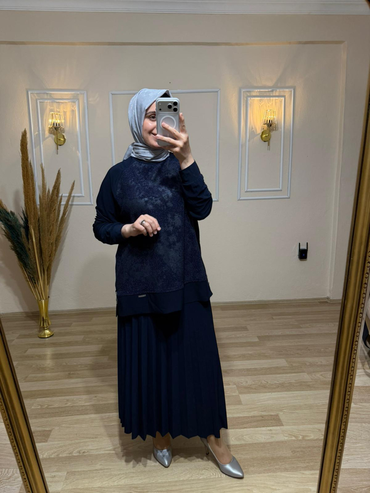 Bluzu sim detaylı etekli takım LACİVERT 