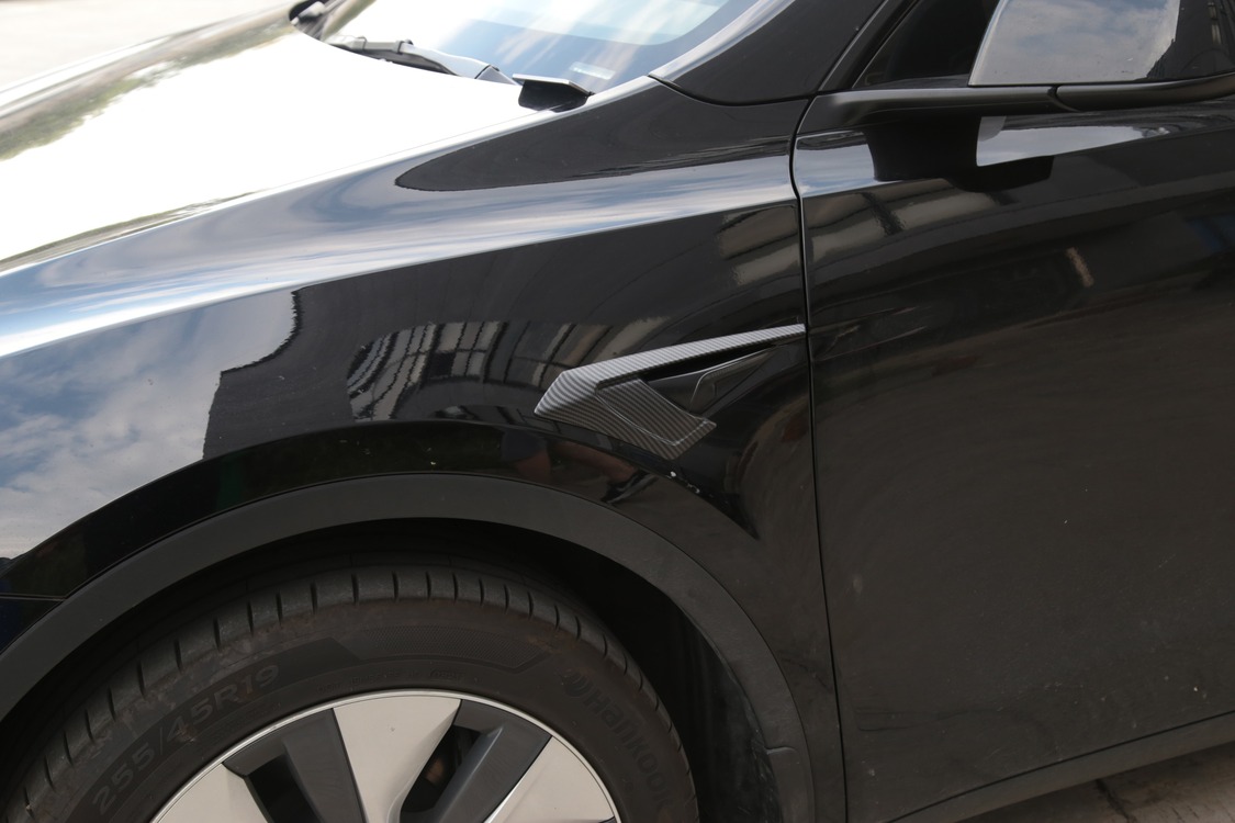 Tesla Model Y Yan Kamera Kaşı Karbon Kaplama, 2 Adet Set Olarak, Mat Siyah Renk