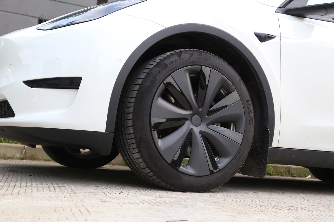 Tesla Model Y NOVA Jant Kapağı Seti 19 İnç, Mat ve Piyano Parlak Siyah İki Renkli 4 ADET