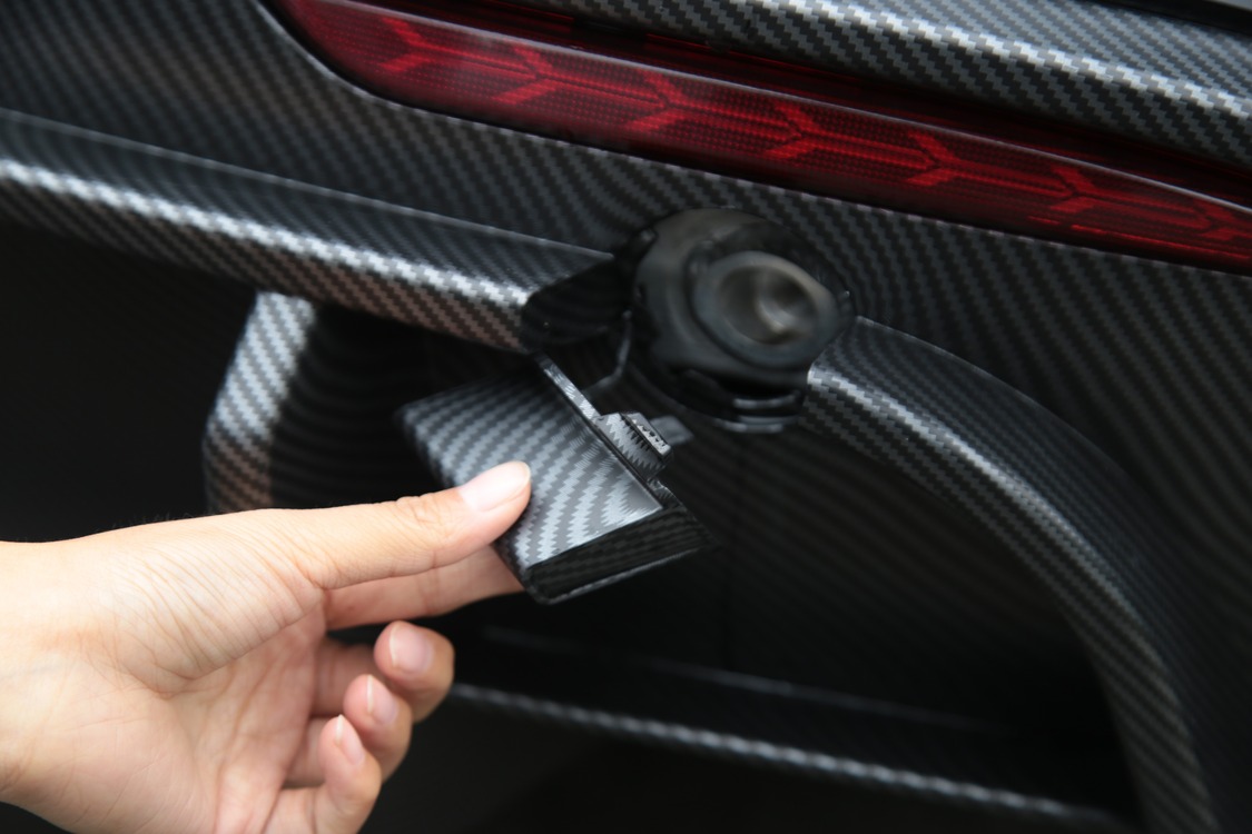 Tesla Model Y Arka Tampon Spoyleri, Arka Difüzör, Siyah Mat Karbon