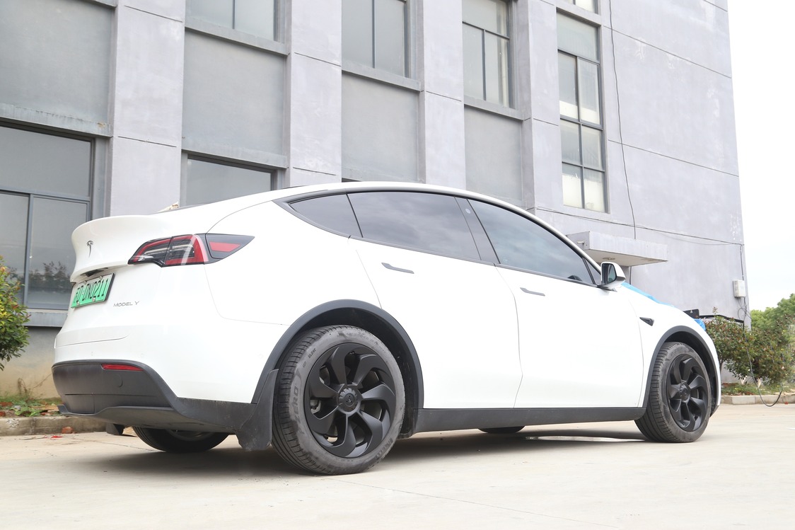 Tesla Model Y SOLSTICE Jant Kapağı Seti 19 İnç 4 ADET 