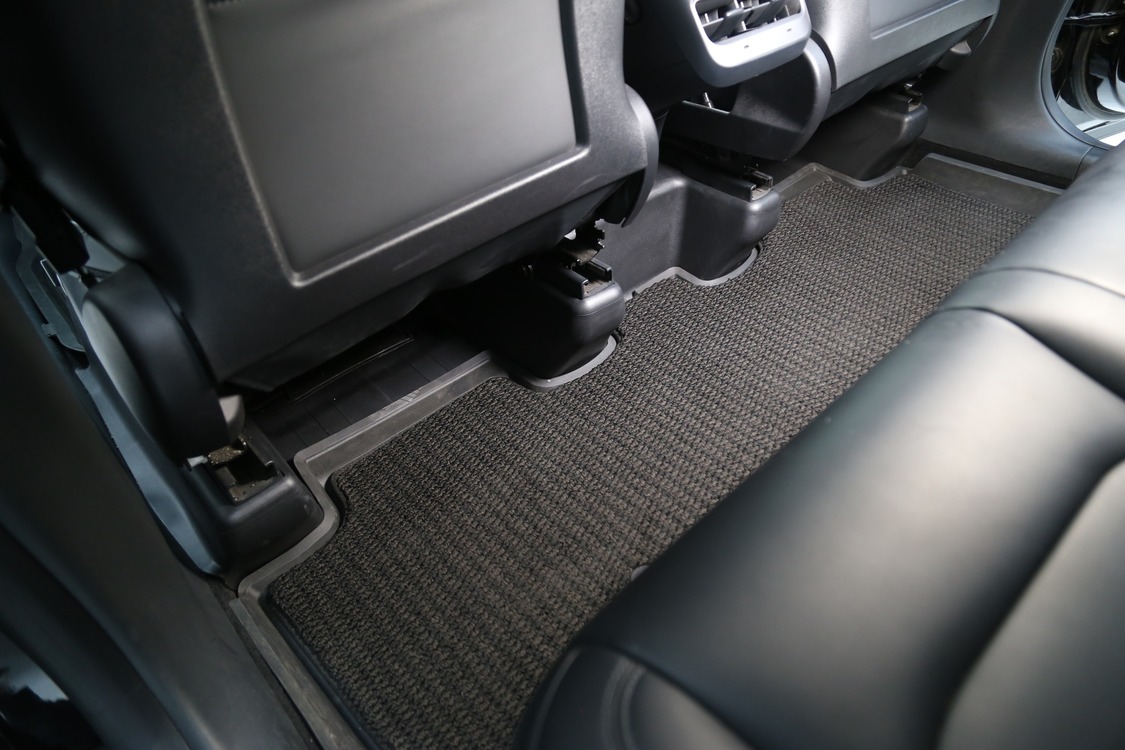 Tesla Model Y Ön Koltuklar İçin Koruyucu Panel Bakaliti 2'Lİ SET MAT SİYAH