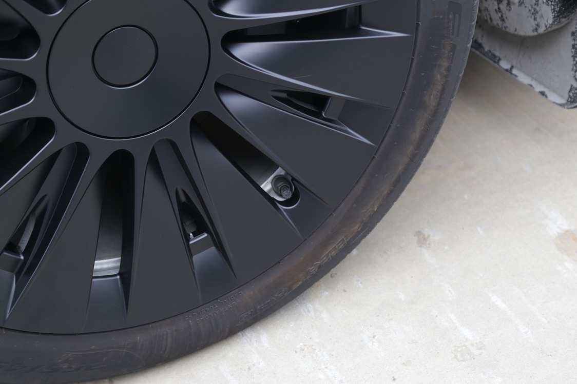 Tesla Model Y SOLAR Jant Kapağı Seti 19 İnç, Mat Siyah Renk 4 ADET