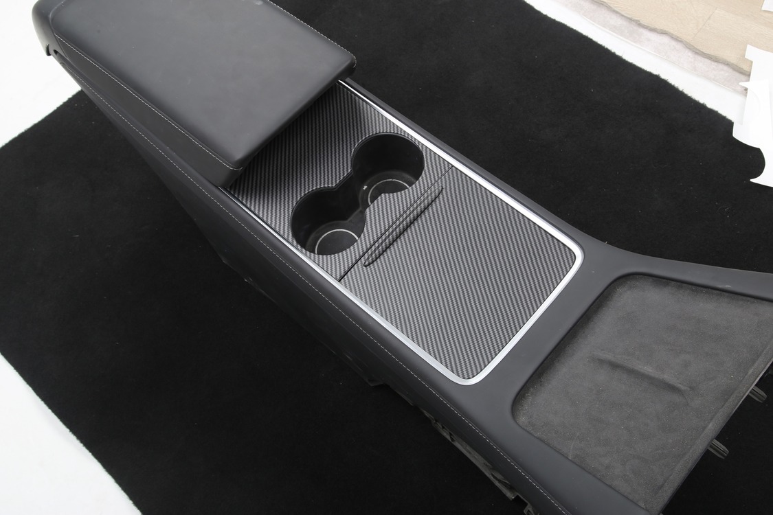 Tesla Model Y Orta Konsol SİYAH MAT KARBON Kaplama 2'Lİ SET