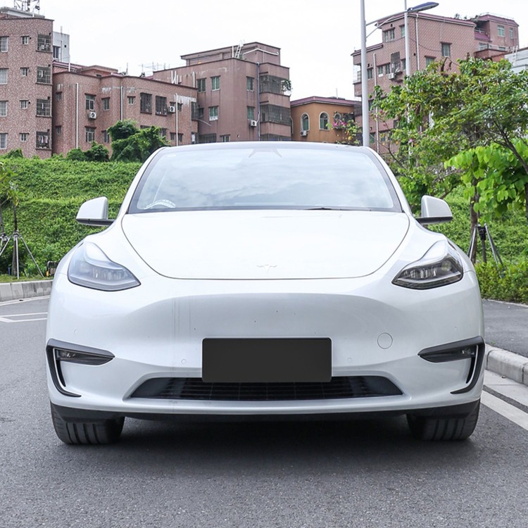 Tesla Model Y Ön Sis Lambası Kaşı Karbon Kaplama, 2 Adet Set Olarak, Mat Siyah Renk